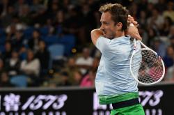 开云体育官方网站-澳大利亚网球队横扫西班牙网球队，梅德韦杰夫制霸全场的简单介绍