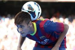 开云体育app-绿茵场上的节奏大师，从国际米兰的掌控力到莫德里奇的跨界想象