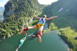 开云体育平台APP-克瓦拉茨赫利亚爆发，那不勒斯的崛起与美国资本的时代