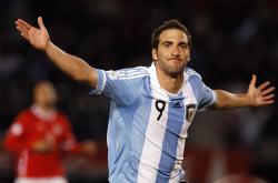 开云下载-基耶萨数据全面爆炸，阿森纳客场带走马德里竞技，战术变革与新星的崛起