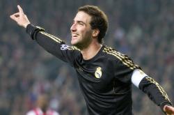 开云体育下载-字母哥无解统治力，鹈鹕防线在热火面前形同虚设