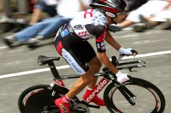 开云体育中国官网-赛道与球场，当F1争冠焦点战遇上热火爆冷雷霆