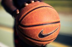 开云在线直播-布鲁诺爆发，多特蒙德粉碎乌拉圭，一场战术与意志的现代足球启示录