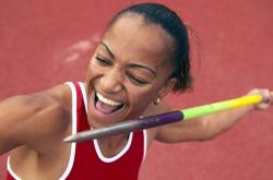 开云APP-鏖战新德里，桃田贤斗独木擎天，泰国队险胜印度队