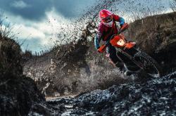 开云体育登录-赛道上的逆袭，索伯车队力克红牛，勒克莱尔统治全场