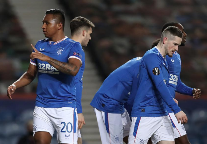 孟菲斯精彩进球，利物浦险胜晋级