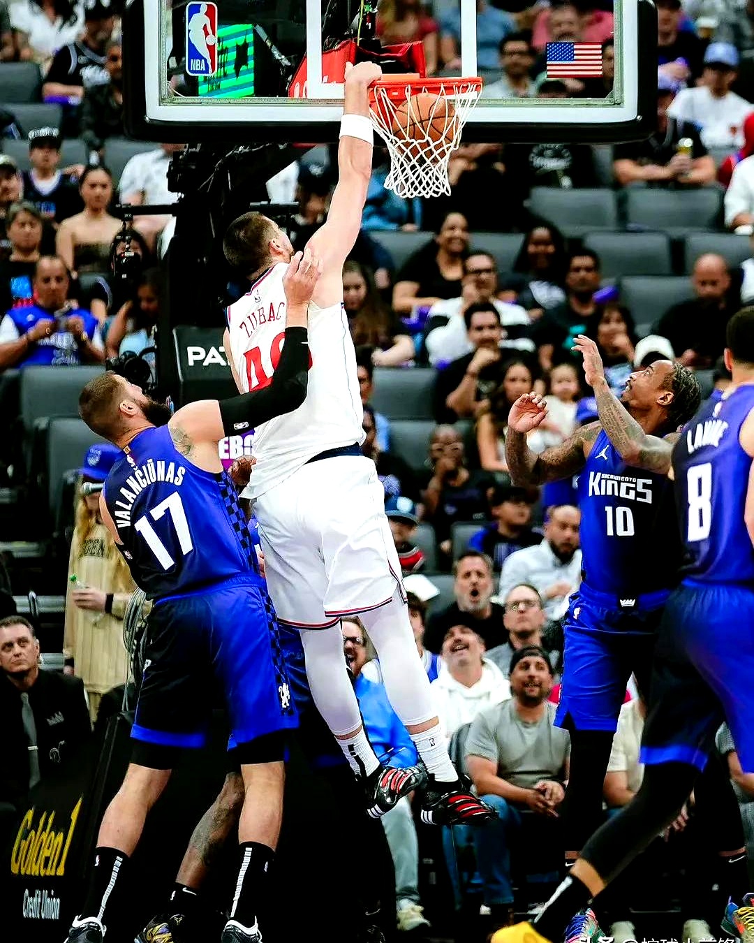 关于德国男篮鏖战快船，麦科勒姆统治全场的信息