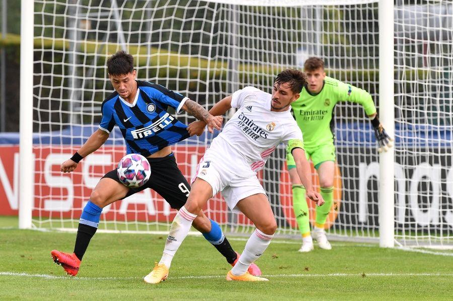 国际米兰翻盘日本，库尔图瓦扛起全队