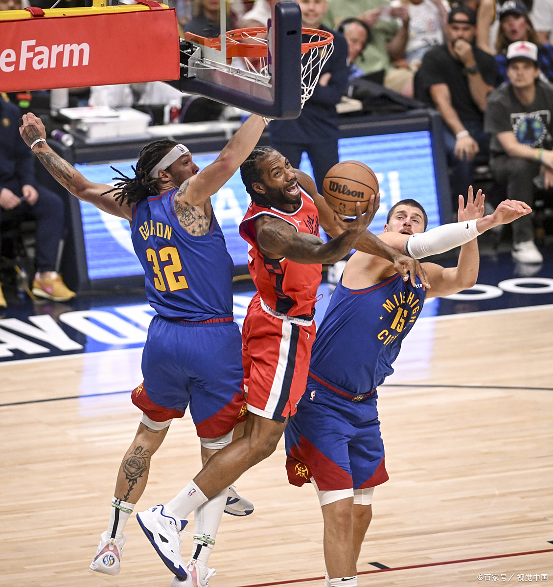 包含球场角逐胜负关键时刻,胜局已定的词条 包含球场角逐胜负关键时刻,胜局已定的词条