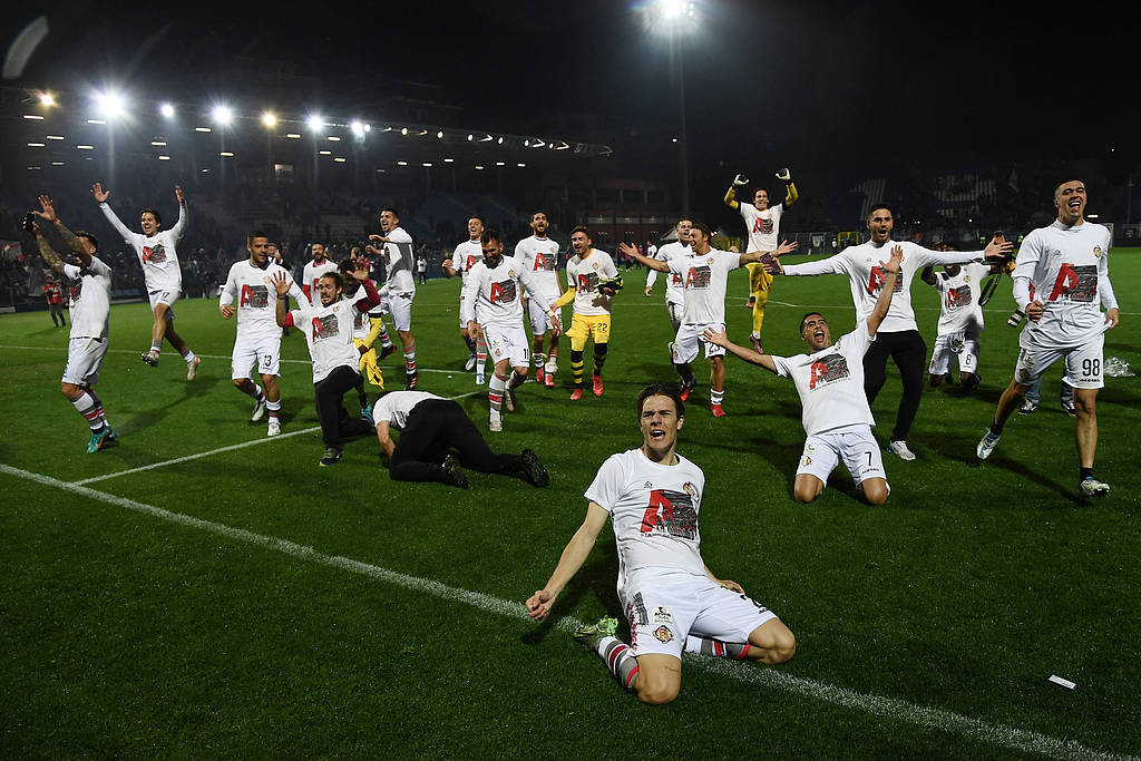 阿尔巴尼亚队锋线爆发，成功晋级下一轮的简单介绍