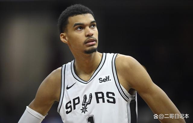 包含马刺队球员受伤休战，球队实力受到考验的词条