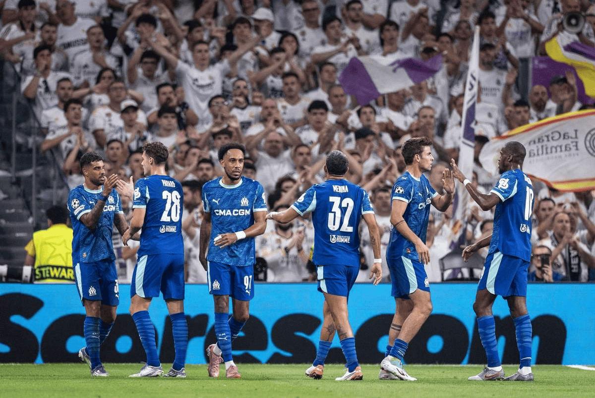 曼城强势利物浦，阿奎罗打破历史纪录的简单介绍