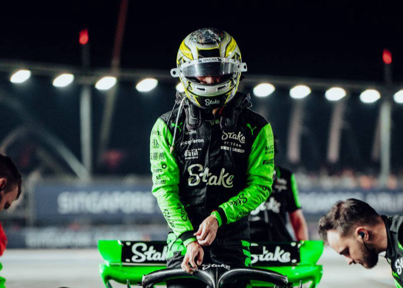 包含索伯车队翻盘哈斯车队，周冠宇状态火热的词条