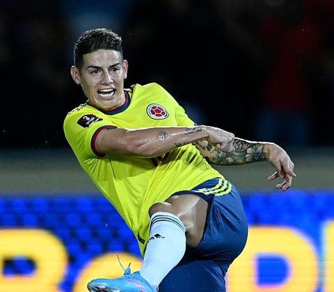 秘鲁完胜乌拉圭，厄德高三分雨点燃全场的简单介绍