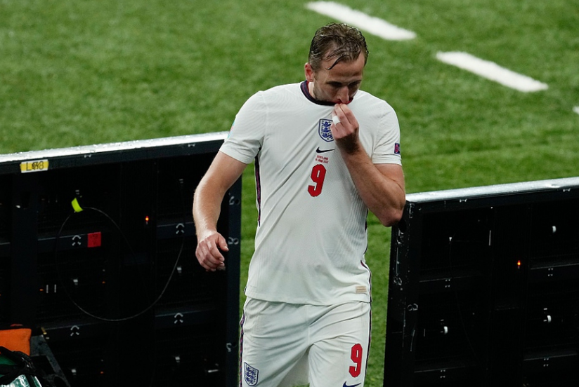 包含德国爆冷英格兰，乔瓦尼·雷纳一己之力扛起全队的词条