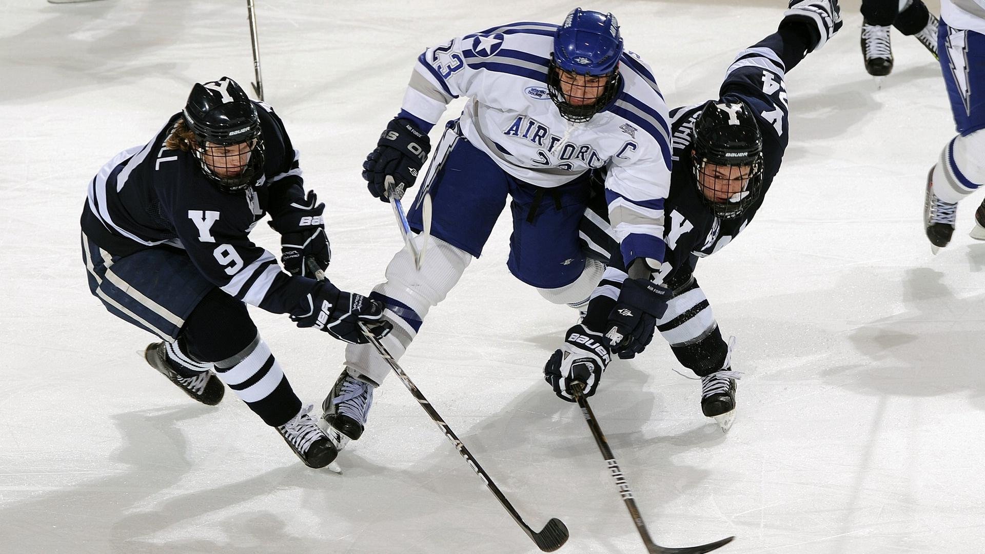 爱德华兹的统治时刻，当尼克斯对阵雄鹿的比赛提前失去悬念
