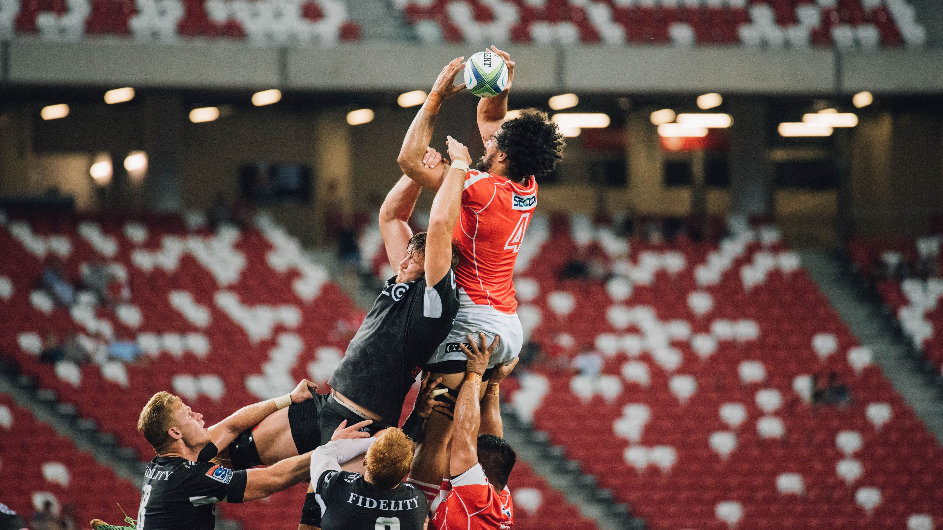 伦纳德彻底打爆防线，太阳强压公牛，攻防两端的绝对统治