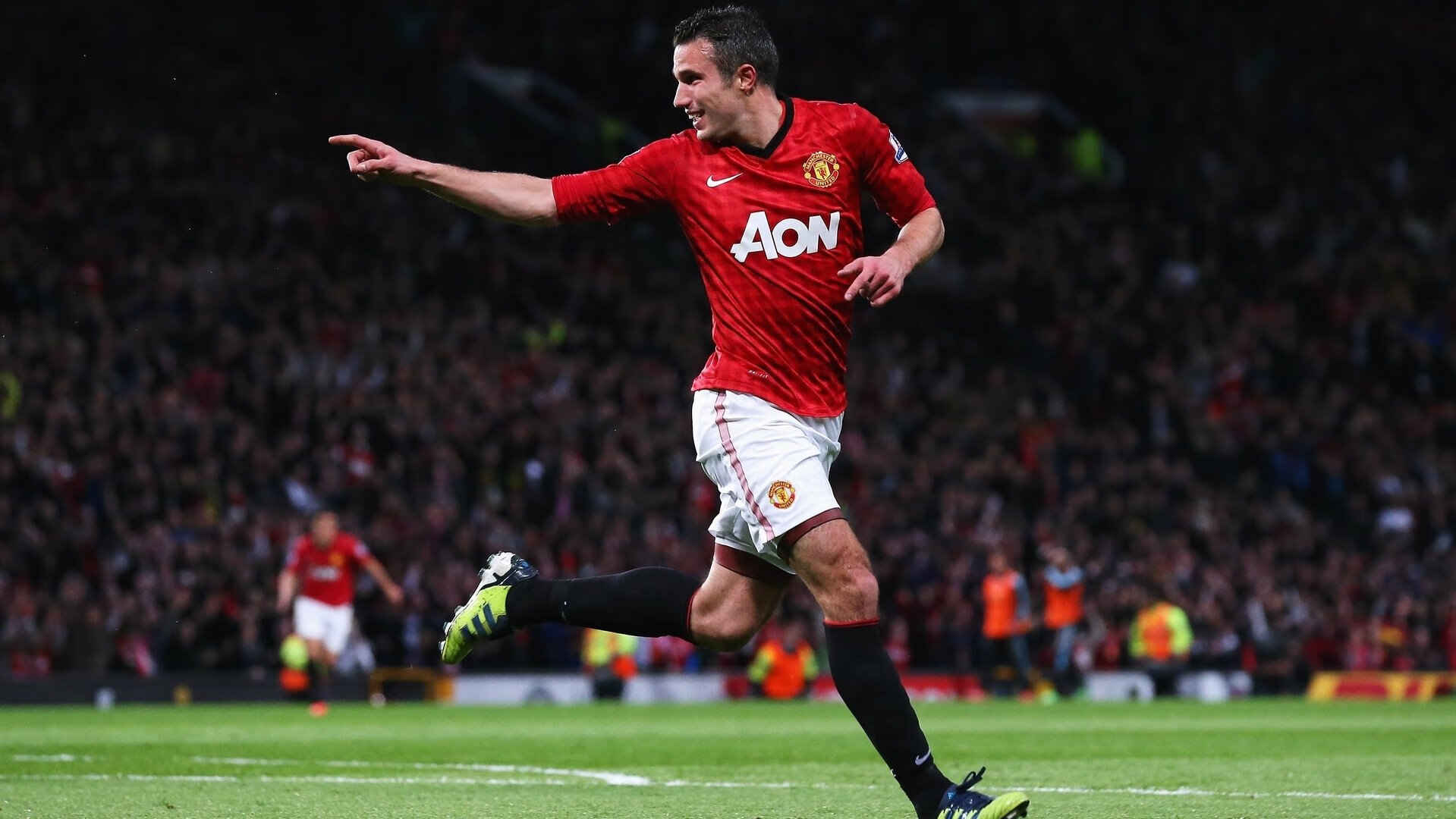 蒂亚戈全程高能输出,里昂生死战逆袭曼城谱写欧冠黑马传奇