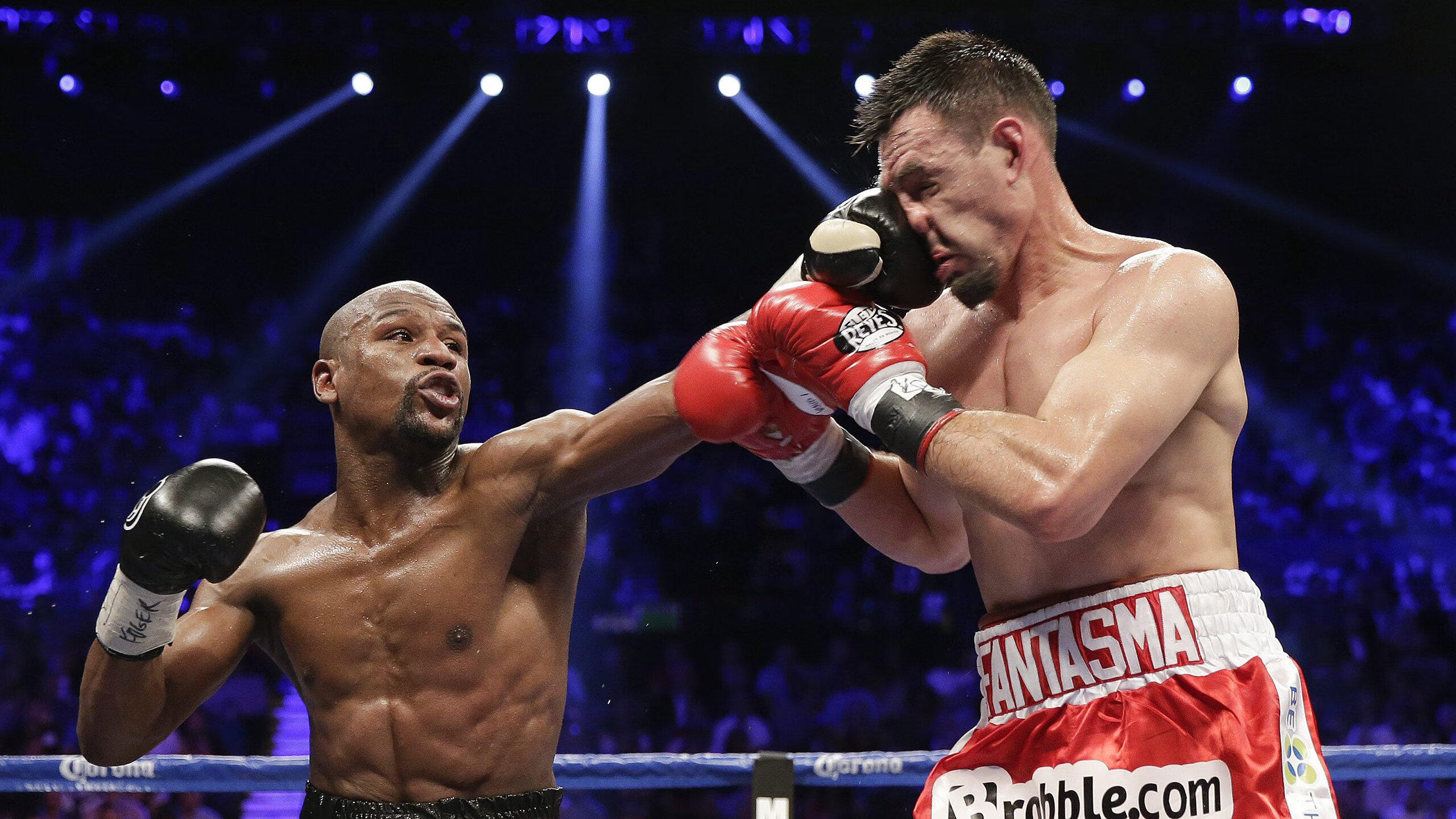 赛道与球场的双重奏，F1揭幕战焦点与马刺横扫黄蜂的启示